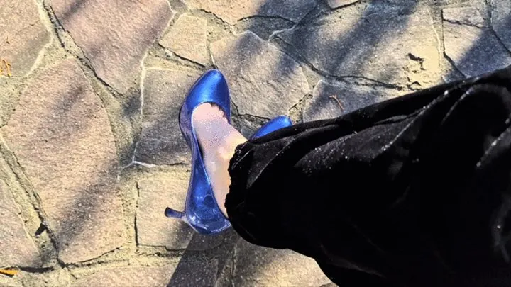 SPRAIN on a Thin Ledge in Blue Stilettos High Heels