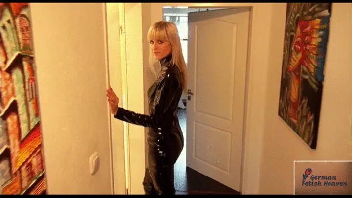 Kinky Blonde Goddess In Latex Suit Getting ANAL Pounded Under The Shower