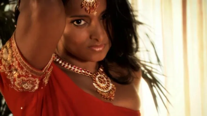 Sensual Romantic Indian Babe