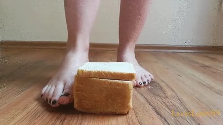 Barefoot bread crush