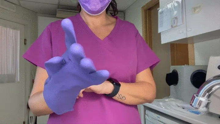 PURPLE RUBBER GLOVES