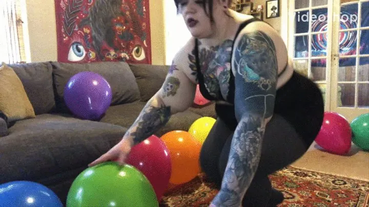 Bbw balloon humping, riding, and popping 3 custom