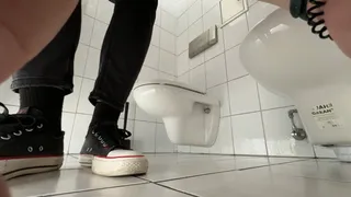 LOUD opening toilet splash & fart in public - long legs up!