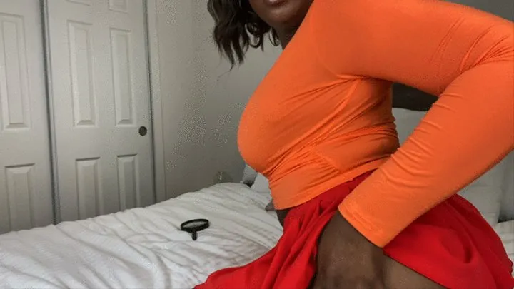 Worship Velma's Juicy Ass