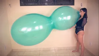 Katheryn BTP's crystal teal Roomtex lloD balloon