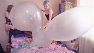 [EPIC] Mariette and Stashia BTP clear Roomtex Toucan balloon