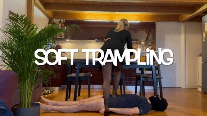 GEA DOMINA - SOFT TRAMPLING