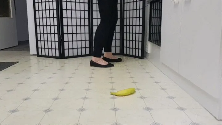 Slippery banana peel adventure - flats