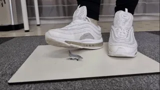 Mila - Nike 97 vs siku plane