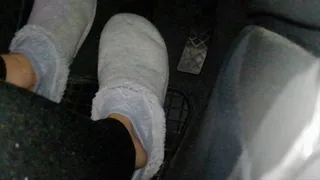 Driving in Slippers, Socks and barefoot