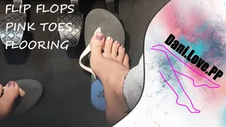 cute toes in flipflops | pedal pumping