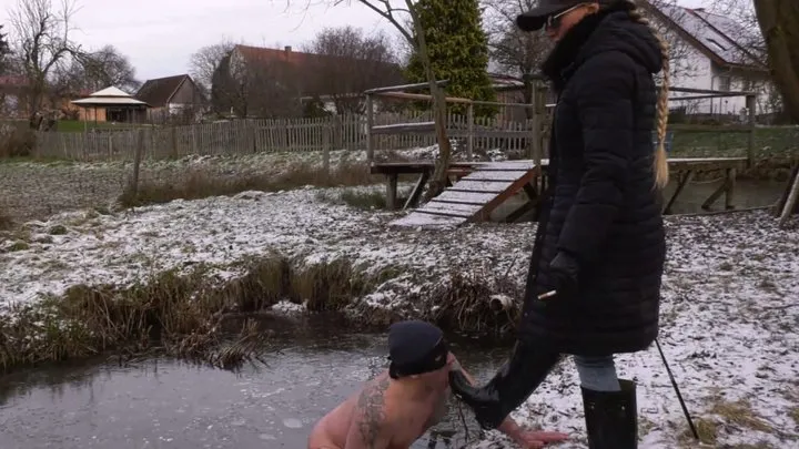 Outdoor Hunterboots cleaning - German Language