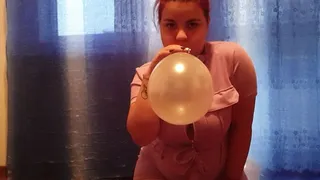 inflating balloons with smoke