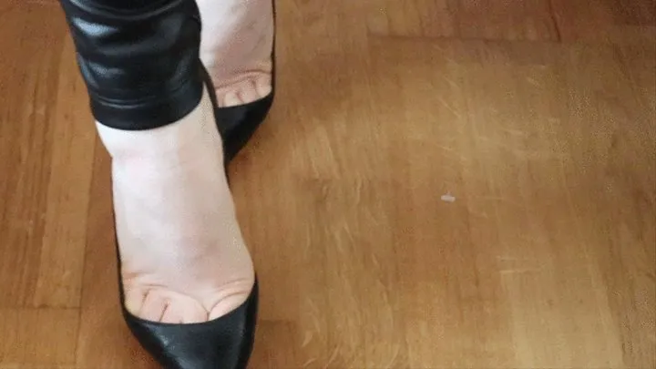 My lovely girlfriend massages my feet after I've walked around in heels - lesbian foot fetish P11