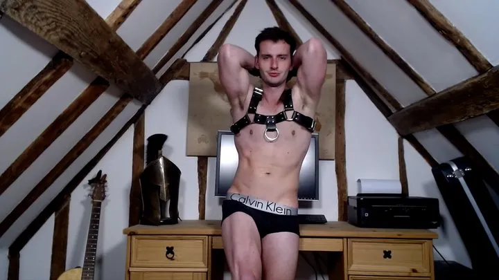 LEATHER HARNESS COCKY MUSCLE WORSHIP