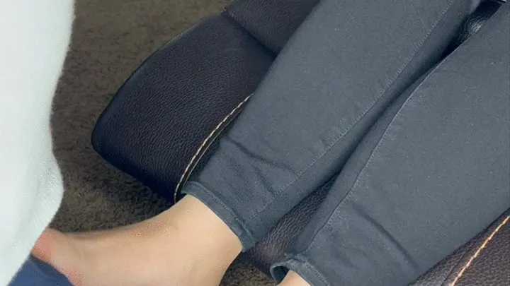 Dry footjob cum on soles