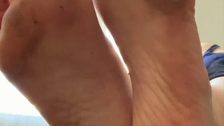 Tall Girl's Big Dirty Soles