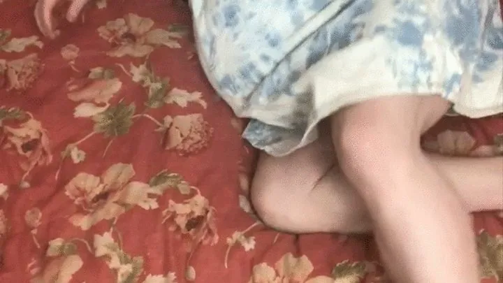 Big Belly Feedee Cums on Bed