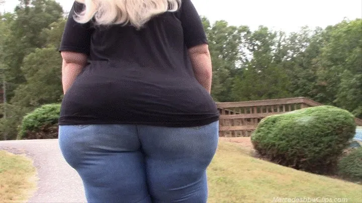 Tight Jeans POV walking 40 mins of pear shaped Rose Ferrari