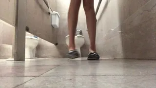 Naughty Pee Girl!!!!