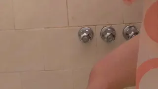 Smoking fetish sensual bath tub jerk off