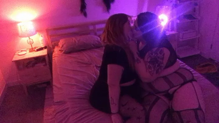 Goth Lesbian Sex Tape