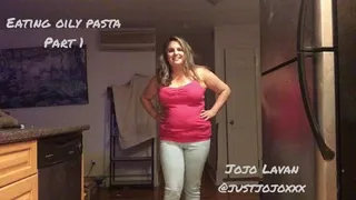 Eating Oily Pasta and talking about weight gain part 1