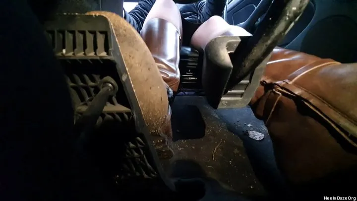 Driving BMW e46 in Brown Leather Boots Under Pedal