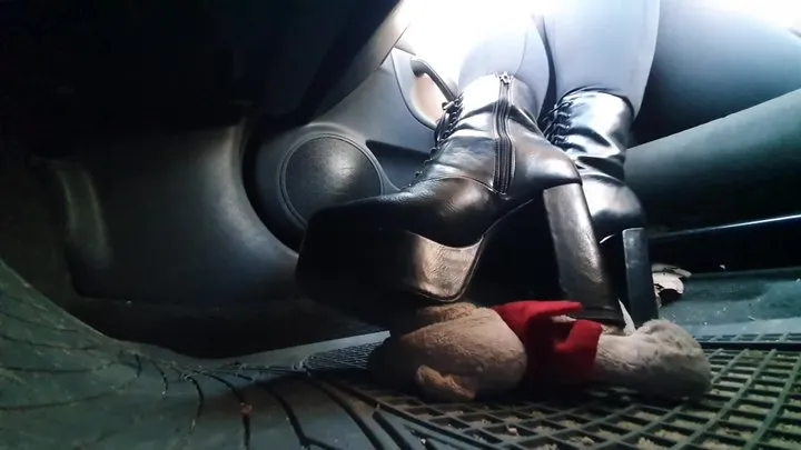 CANDID ACCIDENTAL Plushie trample in Combat Boots