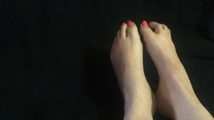 Your Foot Goddess Treating You to a Close Up View of Her Pretty Toes, Arches and Wrinkly Soles - Pink Toenails