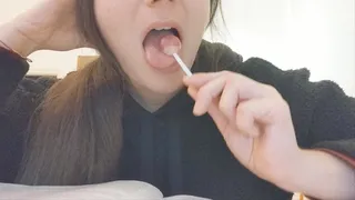 Licking 1 Lollipop and crushing at the end