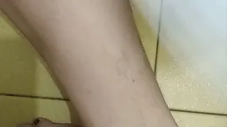 Waxing leg hair!