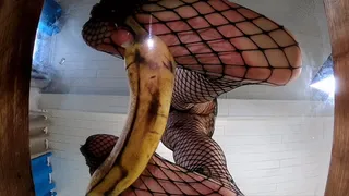 Banane auf dem Plexiglas