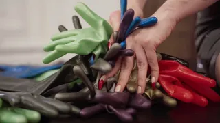 Fitting latex gloves ASMR