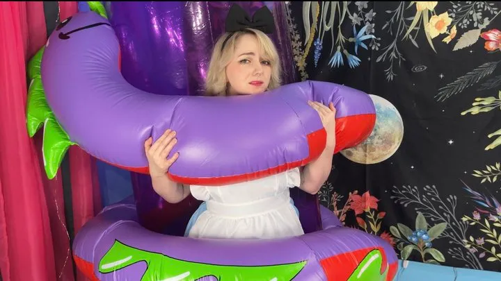 Inflatable Snake Traps Alice Around Inflatable Ride Roll