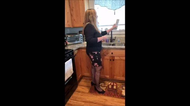 Deb Teasing on a Sunday After Church as She Dangles Her Pumps & Gives Hubby a Shoe Job (3-13-2022)