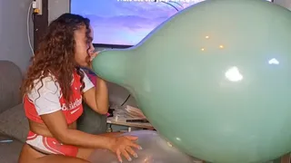 Sexy Sporty Juju Blows To Pop Your BIG Green Balloon