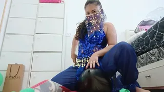 Sexy Harem Girl Freya Stomps And Sits To Pop Your Balloons