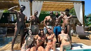 Miami Xbiz 2023 Flourish House Outdoor Amateur Orgy on TheFlourishAmateurs