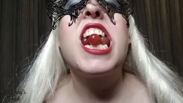 Miss Lacey Chewing and Sucking the Juices Out of 19 Red Grapes With Her Pretty Teeth and Mouth