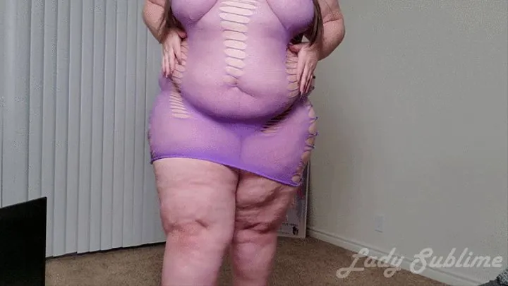 BBW Catwalk and Belly Bounce in Heels