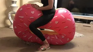Inflatable heart popping
