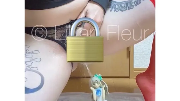 Lillian Fleur Pissing on Anime Figure 2