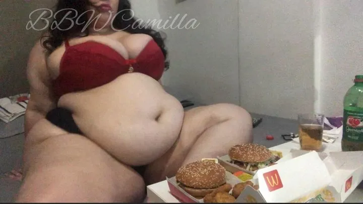 30 minutes eating nonstop! Food stuffing with Brazilian BBW