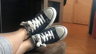 STINKY CONVERSE SNEAKERS CHLOE