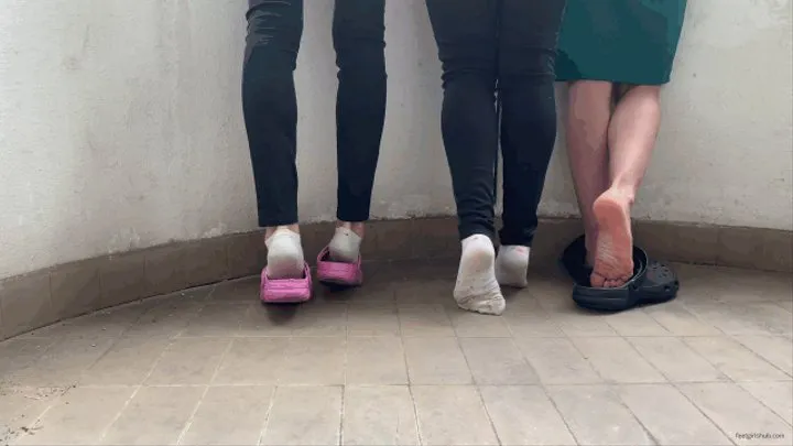 THREE GIRLS IN CROCS CLOGS