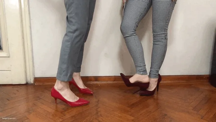 OFFICE GIRLS FEET FIGHT