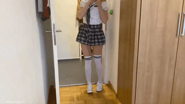 SCHOOL GIRL REVEALS YOUR IN HER ROOM