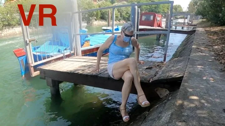 Public crossed legs orgasm near river VR