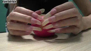 Scratching and destroying an apple